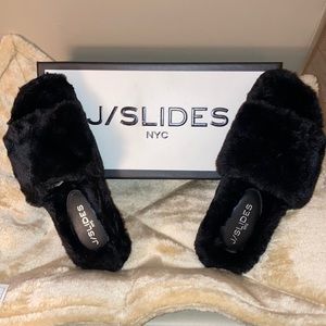 J/Slides NYC Lovelie Slide